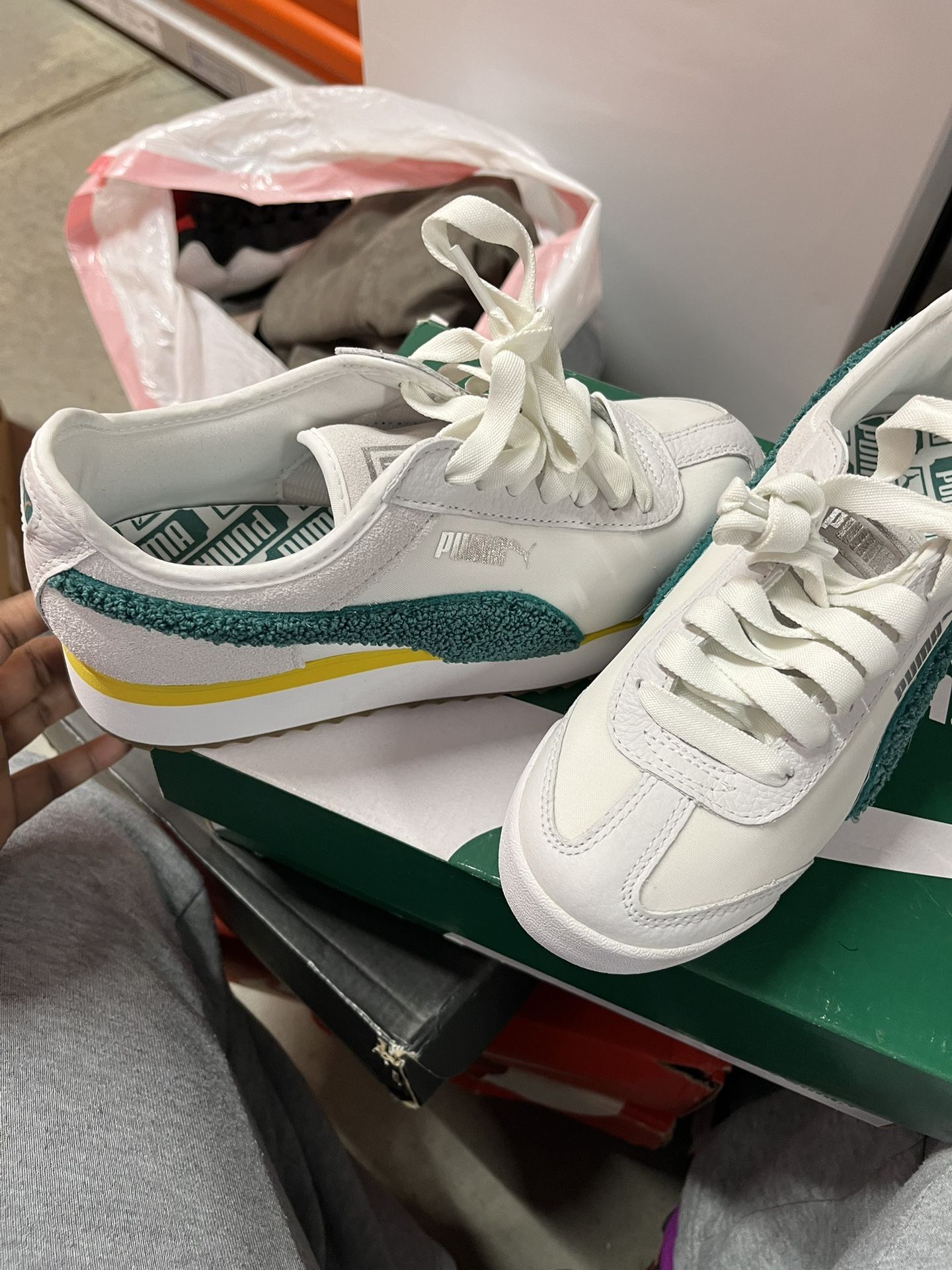 puma white-teal green