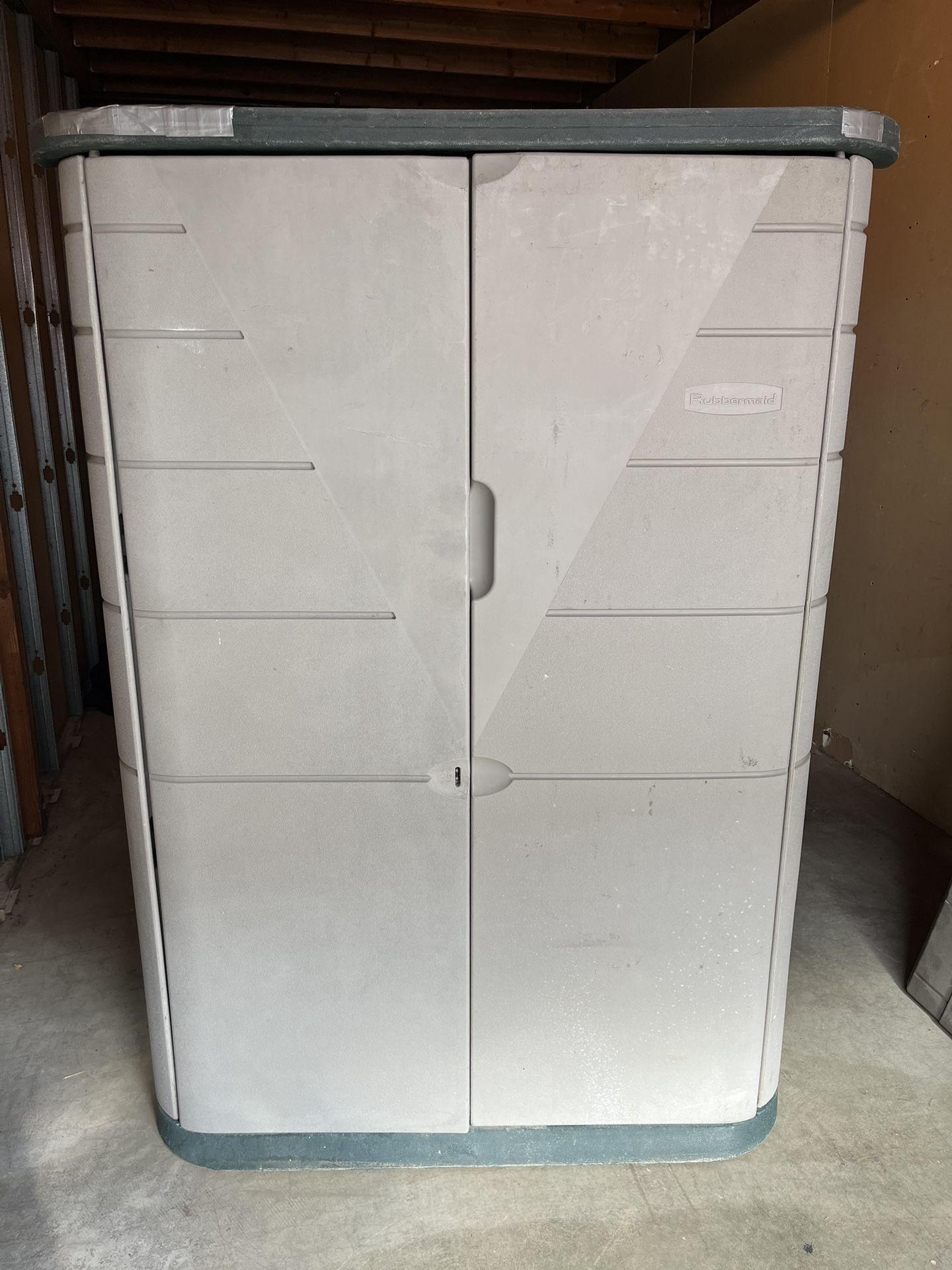 Rubbermaid Shed