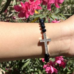 cross bracelet ✨