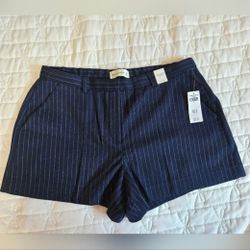 Abercombie & Fitch Navy stripped Women Shorts