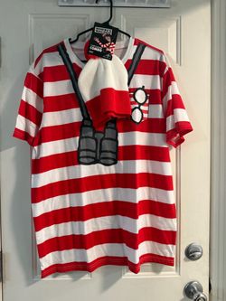 Where’s Waldo Shirt, Hat Book Size Adult XL
