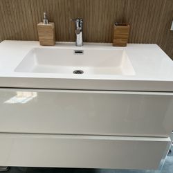 Top Bathroom Vanity