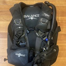 Seaquest/Aqualung Balance Men's Medium BCD w/ Power Inflator and Sure-Lock Weight Integration