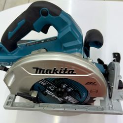 Makita XSH06 18V X2 LXT® Lithium-Ion (36V) Brushless Cordless 7-1/4” Circular Saw, Tool Only