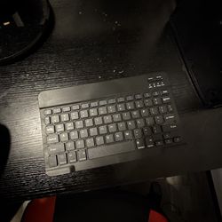 Bluetooth Keyboard 