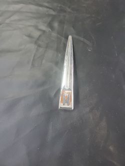 Honda Civic Hood Crest