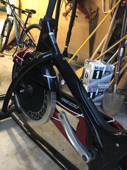Giant brand spin bike hotsell