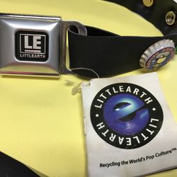 Belt from recycled pop culture by LittleEarth