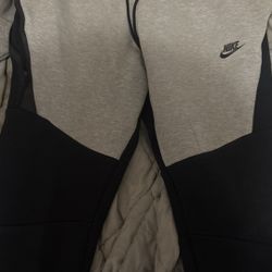 nike tech pants
