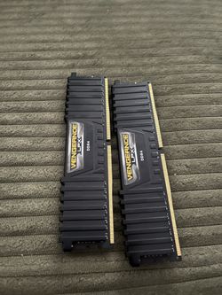 2 x Vengeance LPX DDR4 16 GB RAM 3000 MHz
