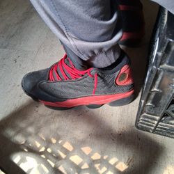 Jordan 13s BREDS SZ 11