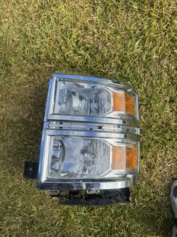 2014 Drive Side Headlight 