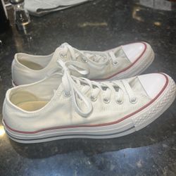 Mens Converse All Stars Red, White, And Blue Size 8