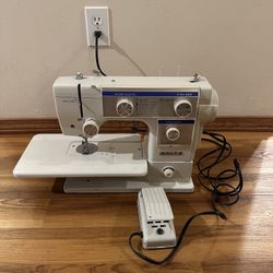 White 742 Sewing Machine 