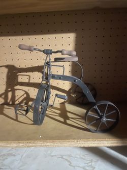 American Country Iron Miniature Bicycle Sculpture