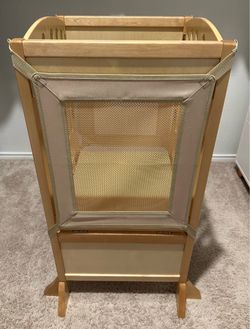 Guidecraft Kitchen Helper® Toddler Tower – Natural Finish
