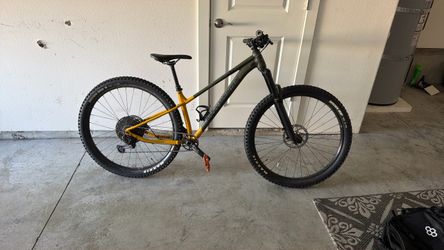 MTB bike Rocky Mountain