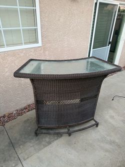 Outdoor Wicker Patio Bar Table