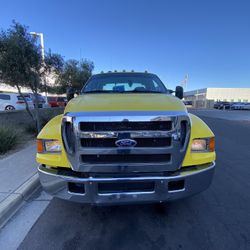 2004 Ford F 650 