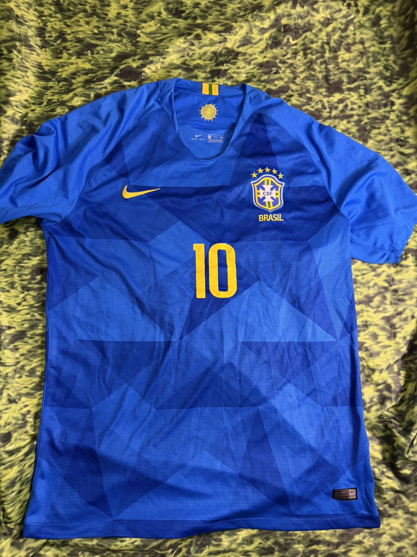Brazil Neymar Jr. #10 Soccer Jersey size XXL