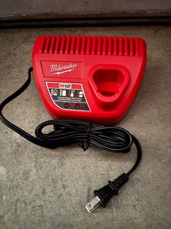 Milwaukee M12 charger