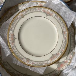 27 Pieces Noritake, Barrymore 