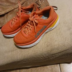 Hoka Size 7.5 