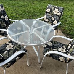 Patio set - Round Table&Four chairs
