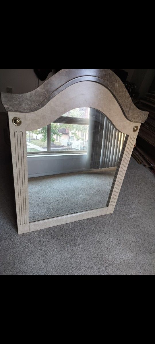 Bedroom Living Room Mirror Cash Only NE Philly No Delivery 