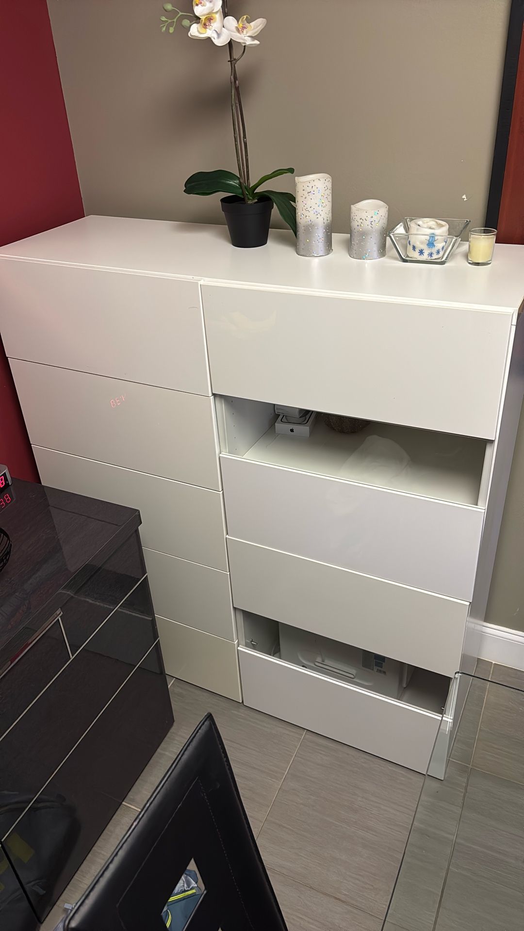 Pearl White Dresser