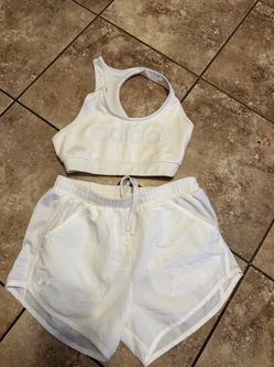 Women’s small set