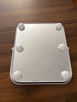 Vanity mirror
