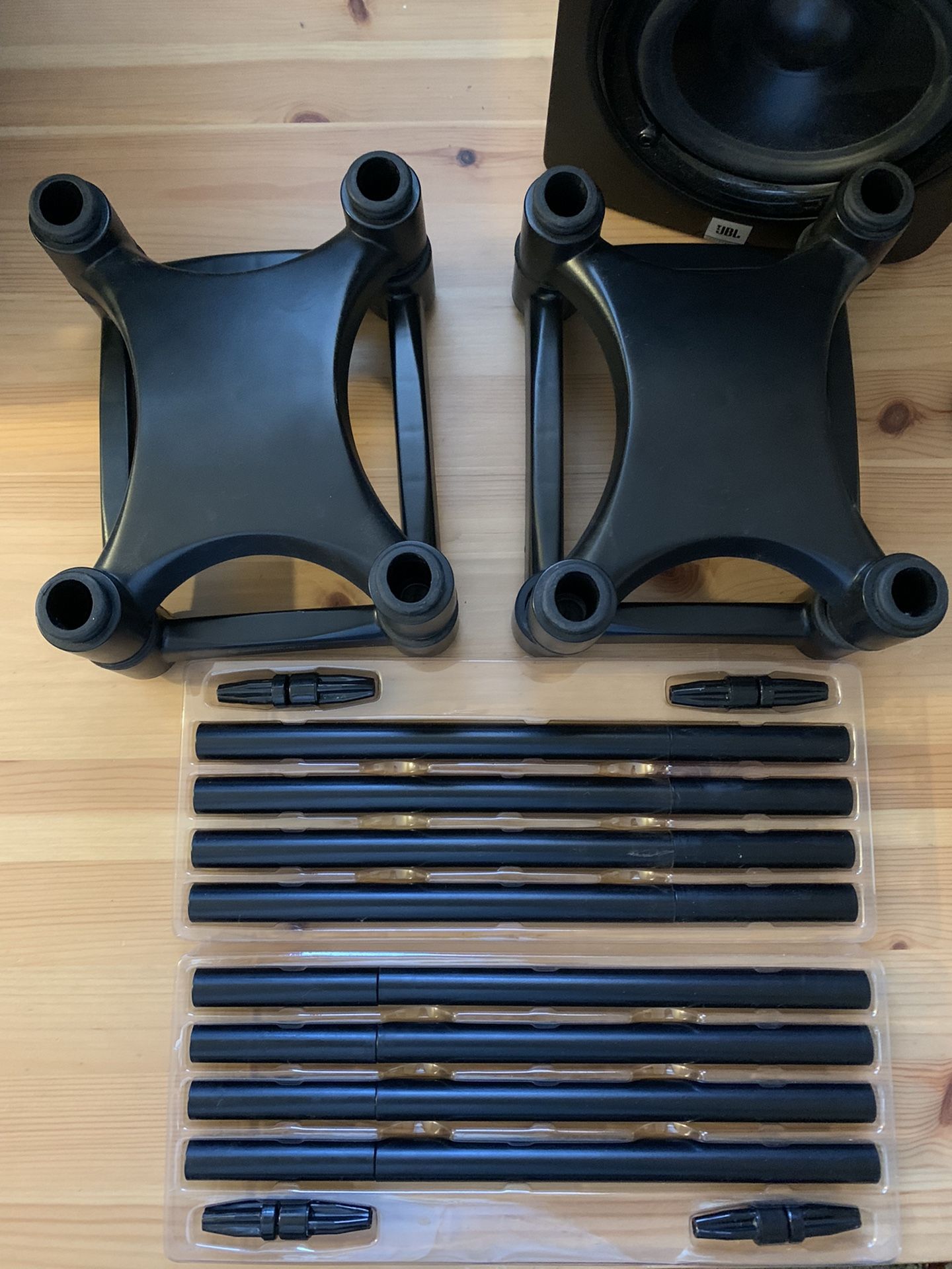 IsoAcoustics ISO-L8R 155 Medium Monitor Stands
