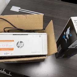 Printer with a new cartridge of ink 🫟