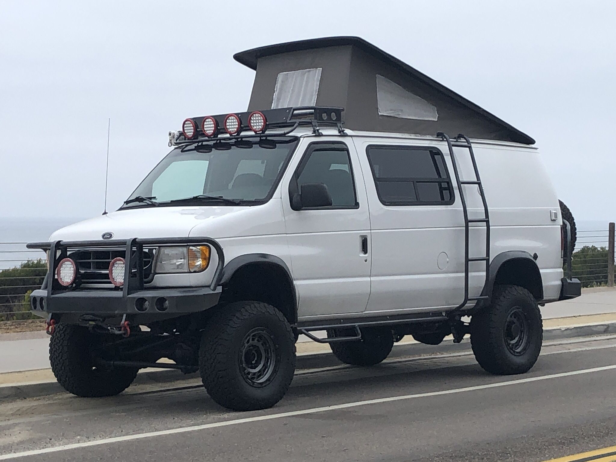 4x4 Camper Van