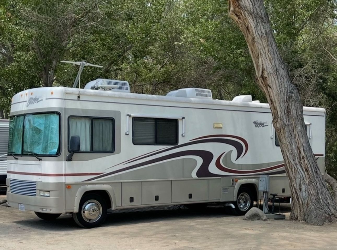 2000 Fleetwood Storm