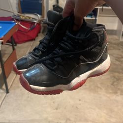 Jordan 11 Breds Size 4Y
