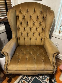 Vintage Sitting Room Chair