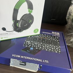 Xbox Wired Headphones And Charging Station