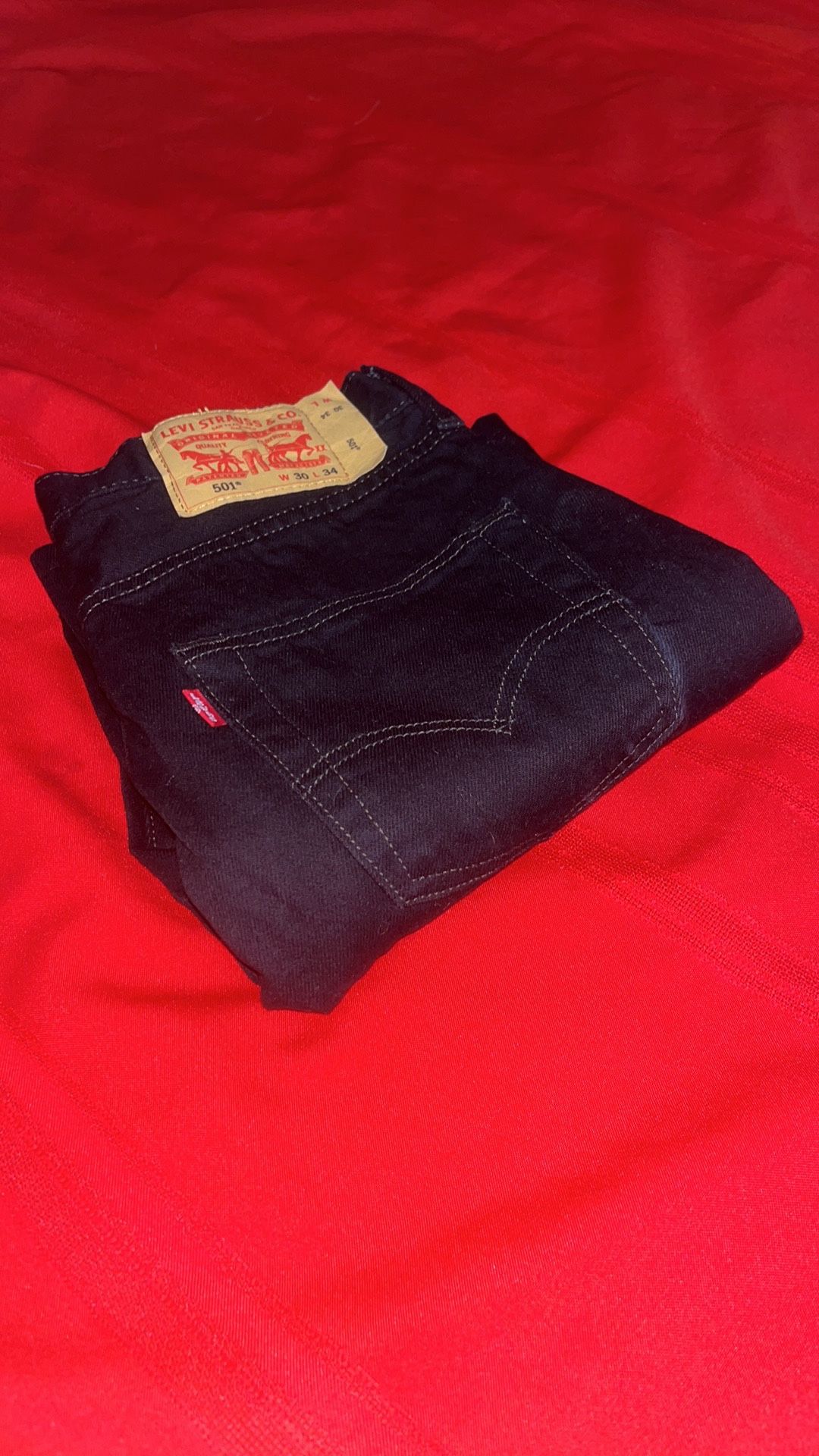 $24 30/34 Levi’s Black 501 Button Fly