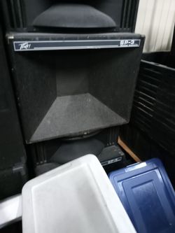 Pevey Sound System From Bar