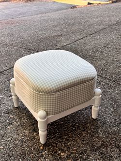 Cute Gingham Storage Ottoman
