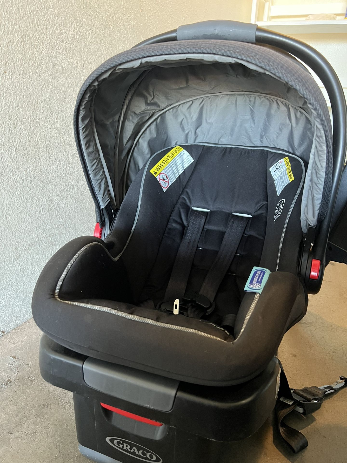SnugRide® SnugLock® 35 Car Seat