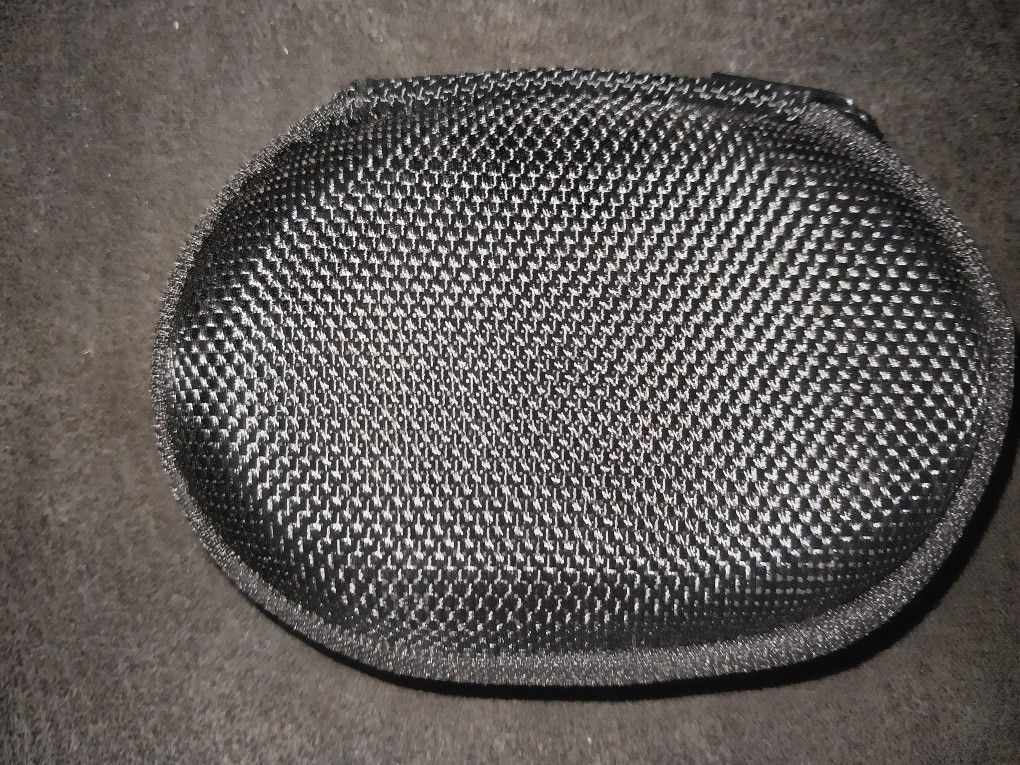 Ear buds And Headphones Carry Case