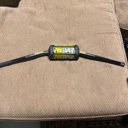 Pro Taper Evo Handlebars (Dirt bike)   1 1/8