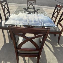 Dining Table With 6 Chairs 
