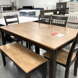 New Table / 4 Chairs / Bench 🔥🔥 SPECIAL 