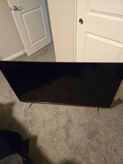 55" TV - Philips Roku