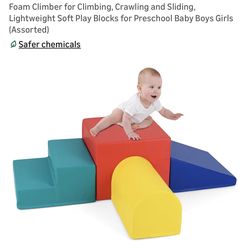 Soft blocks for climbing