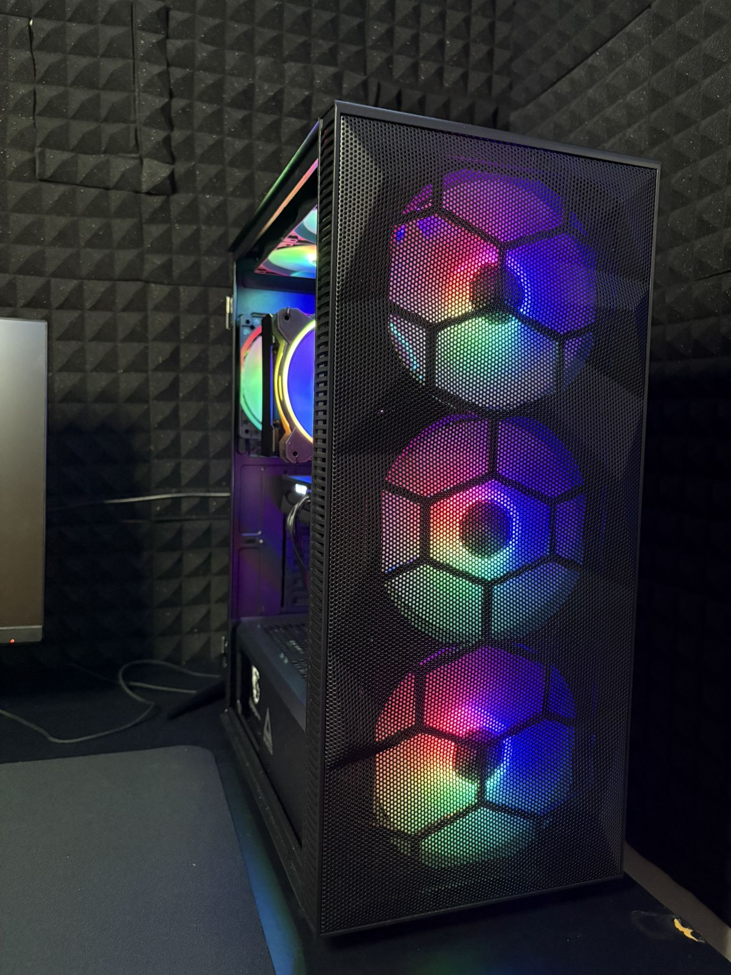 Gaming PC gaming ready 7600x b580 windows 11 pro